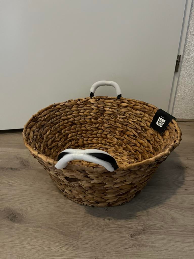 Te koop: mand van Senza, Ophalen, Zo goed als nieuw, Rond, Riet