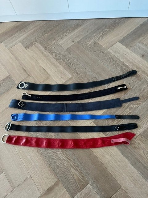 6 leren riemen waarvan 4 van Experesso maat M, Kleding | Dames, Riemen en Ceinturen, Overige kleuren, 5 cm of meer, Expresso, Echt leder