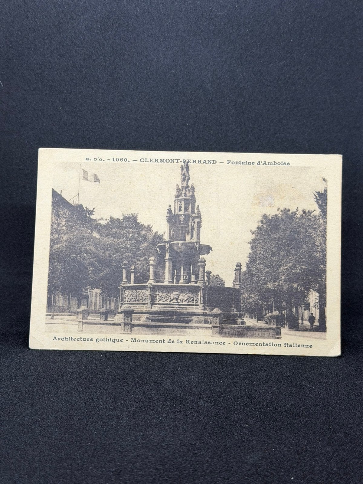 Oude Ansichtkaart 1935 Clermont-Ferrand Fontaine d'Amboise, Ophalen of Verzenden, 1920 tot 1940
