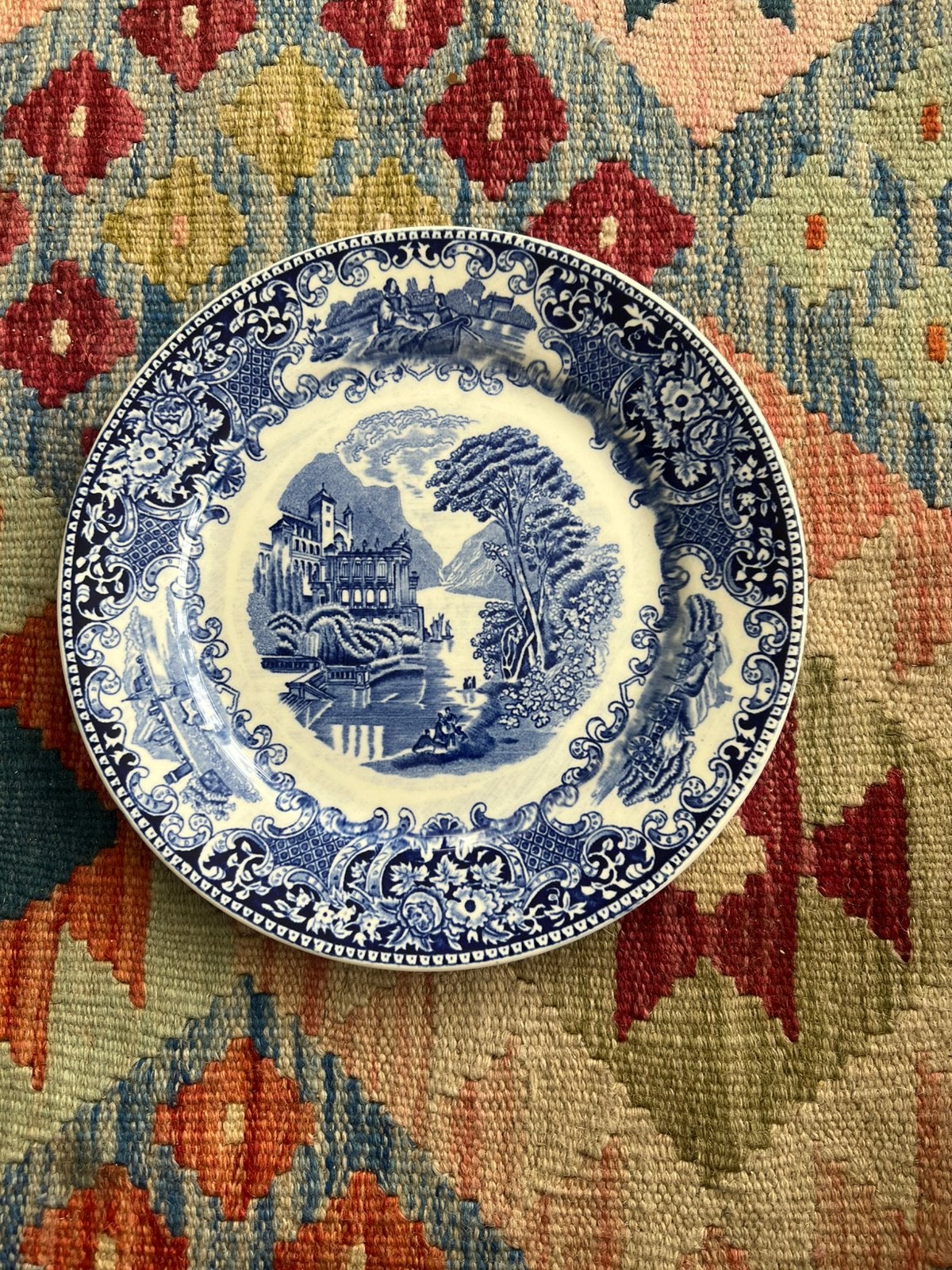 Petrus Regout bord Castillo blauw, Ophalen