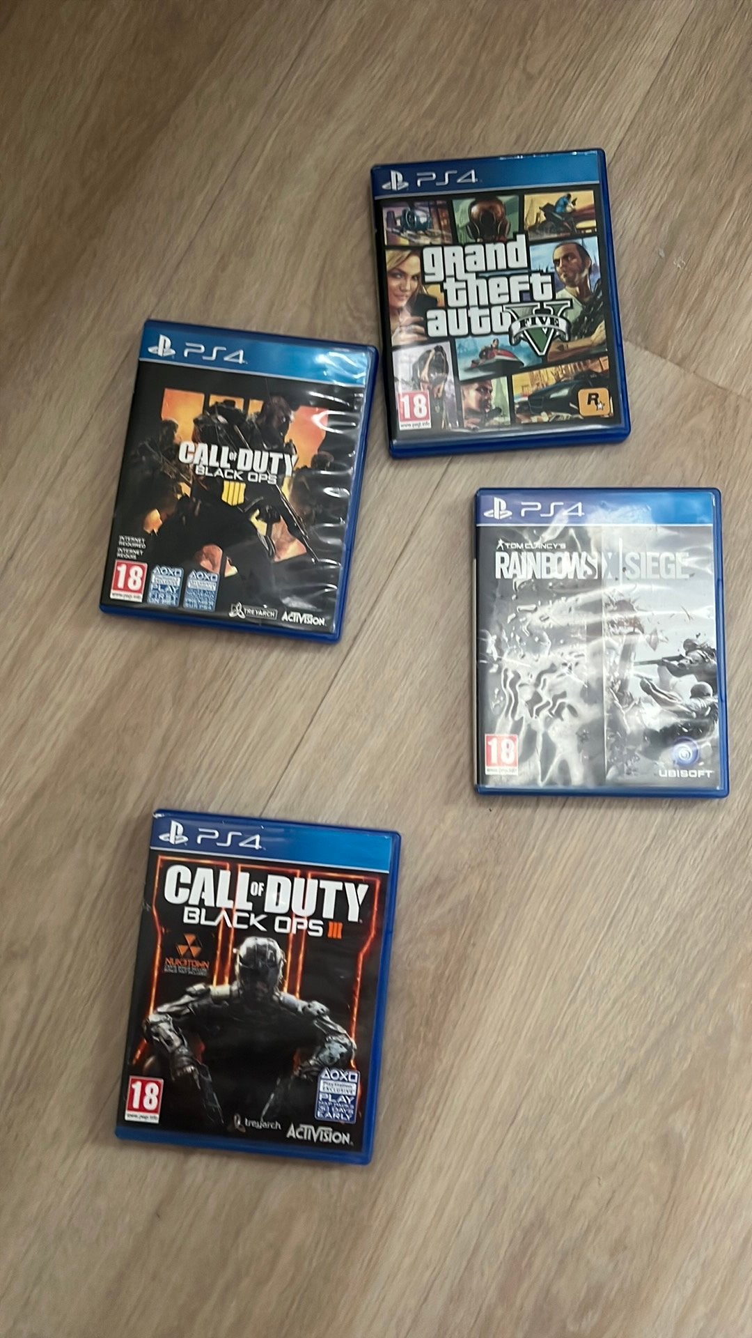 Ps4 disc games, 3 spelers of meer, Ophalen of Verzenden, Zo goed als nieuw