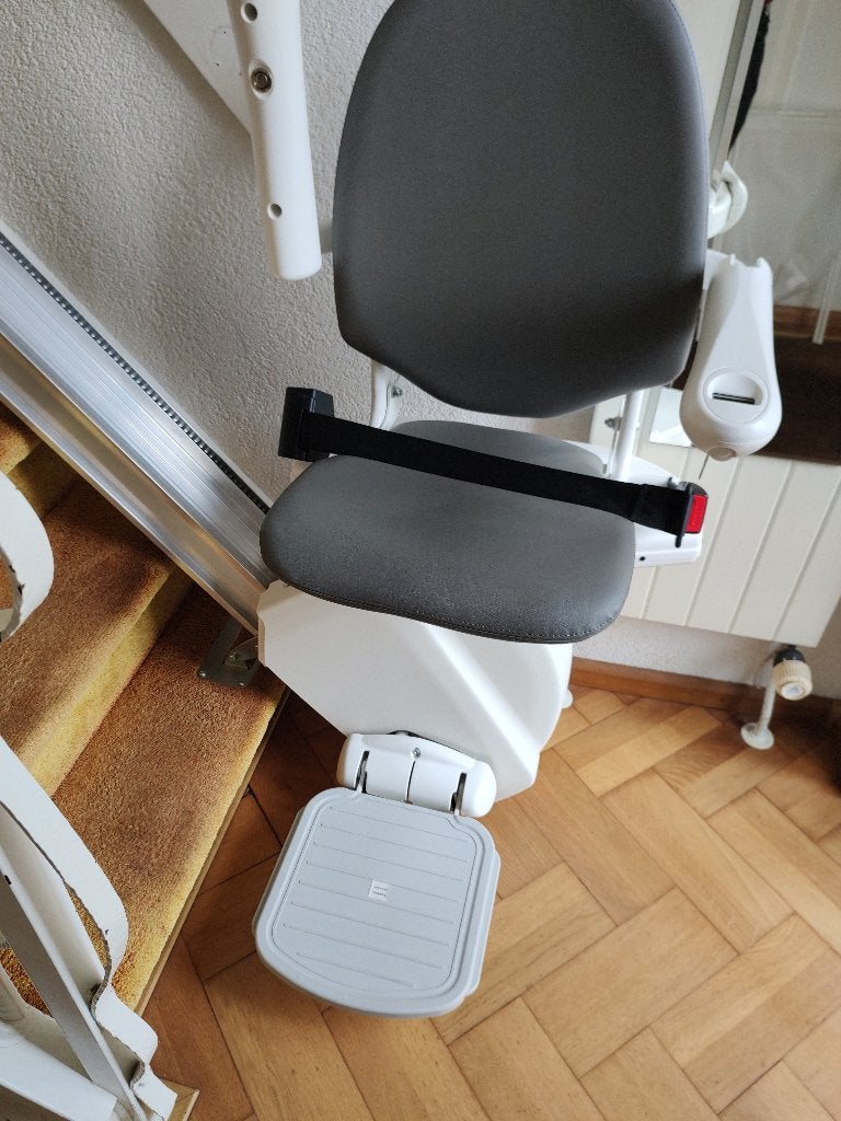 Otolift traplift, Diversen, Ophalen, Gebruikt, Recht