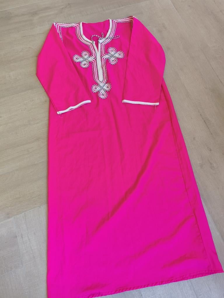 Jellaba, nieuw in vrolijke zomerkleur s/m, Ophalen of Verzenden, Nieuw