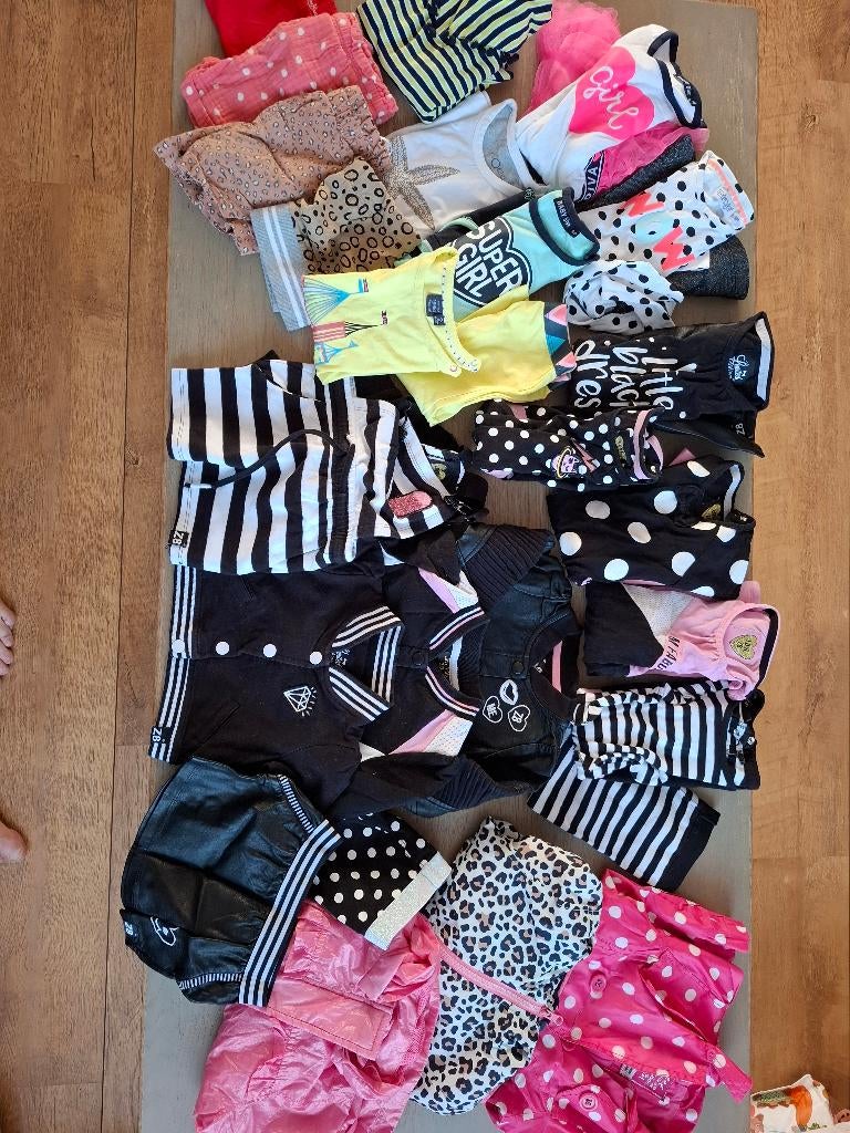 Groot pakket meisje zomer lente maat 86 nieuwstaat 3x jas, Kinderen en Baby's, Babykleding | Baby-kledingpakketten, Zo goed als nieuw