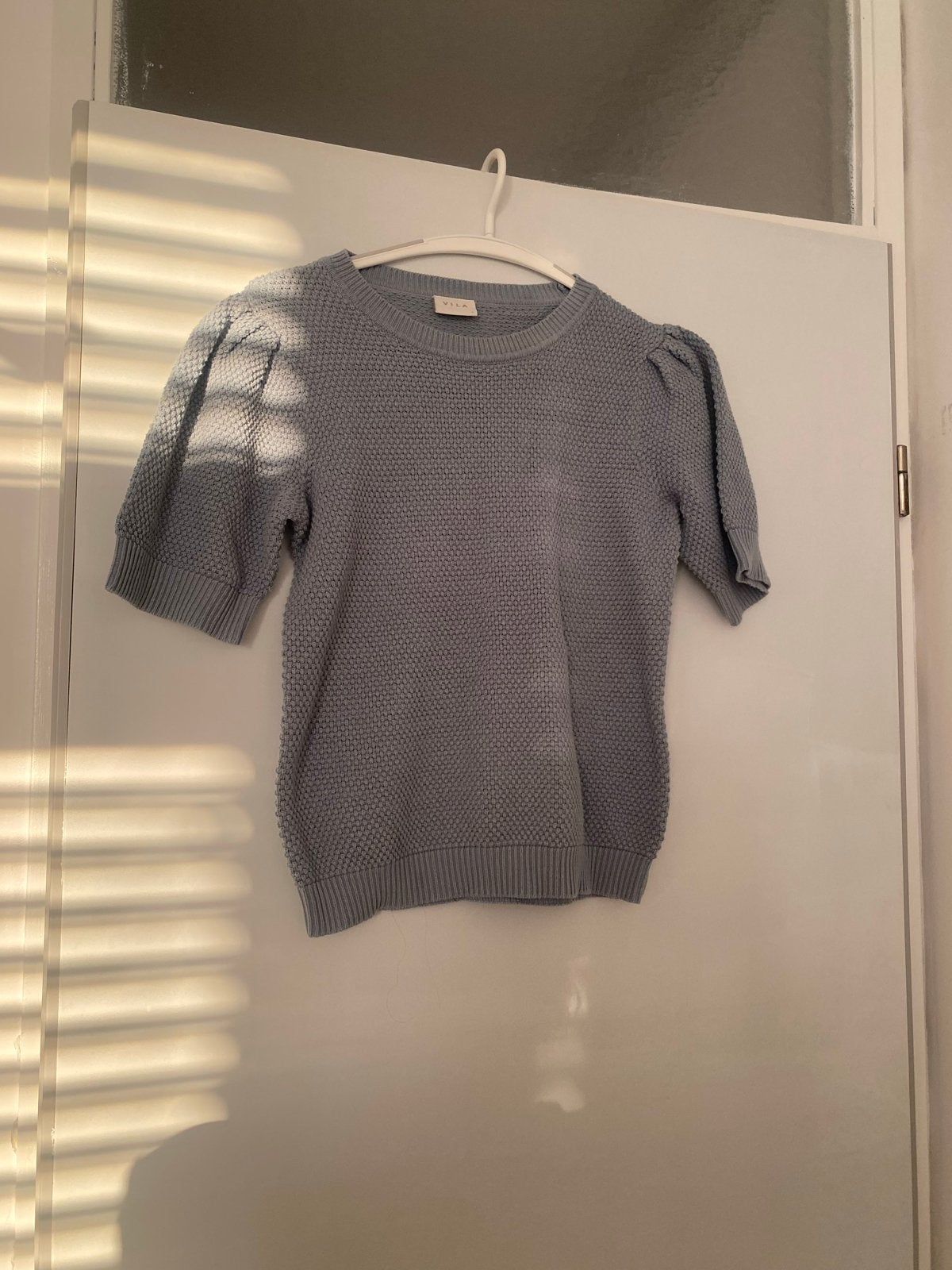 VILA gebreide top met pofmouwen, Ophalen of Verzenden, Zo goed als nieuw, Maat 36 (S), Blauw