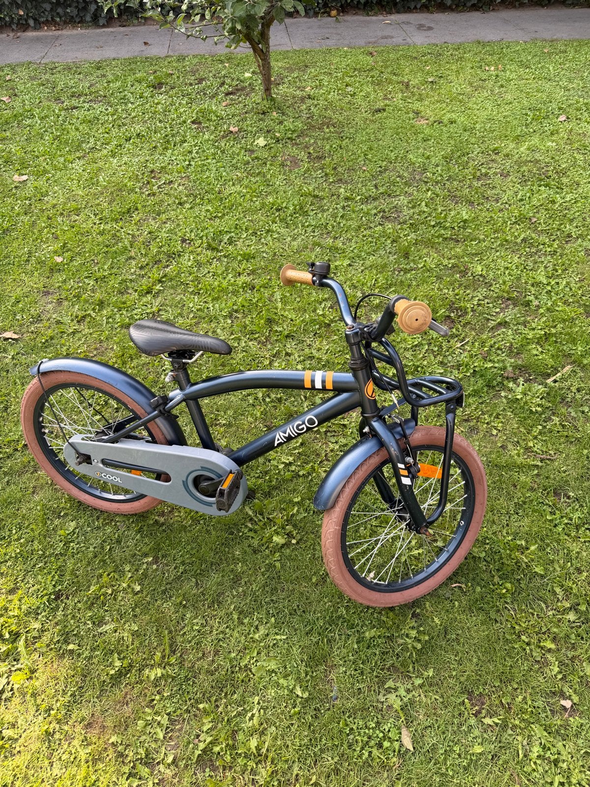 Amigo Kinderfiets 18 inch - staat redelijk, Ophalen, Zo goed als nieuw, Velgrem, 16 tot 20 inch