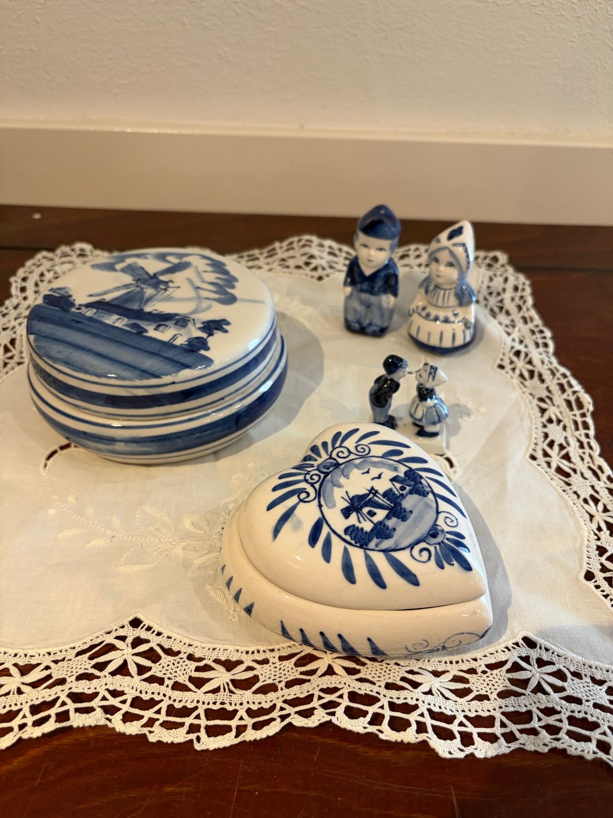 Delfts Blauw set: doosjes en beeldjes, Ophalen