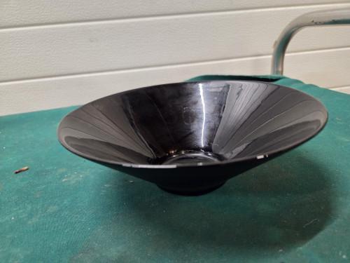 schaal rood zwart geribbeld, Ophalen of Verzenden, 'T Olde Gre-j, Info@toldegrej.nl, Endepoelstraat 20f Didam