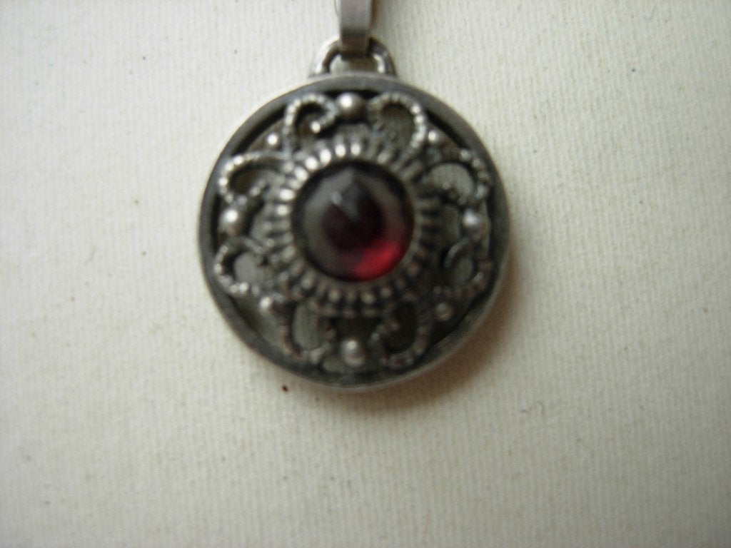 ZILVEREN KETTING MET HANGER, GRANAAT., Sieraden, Tassen en Uiterlijk, Antieke sieraden, Verzenden, Zilver, Ketting, Met edelsteen