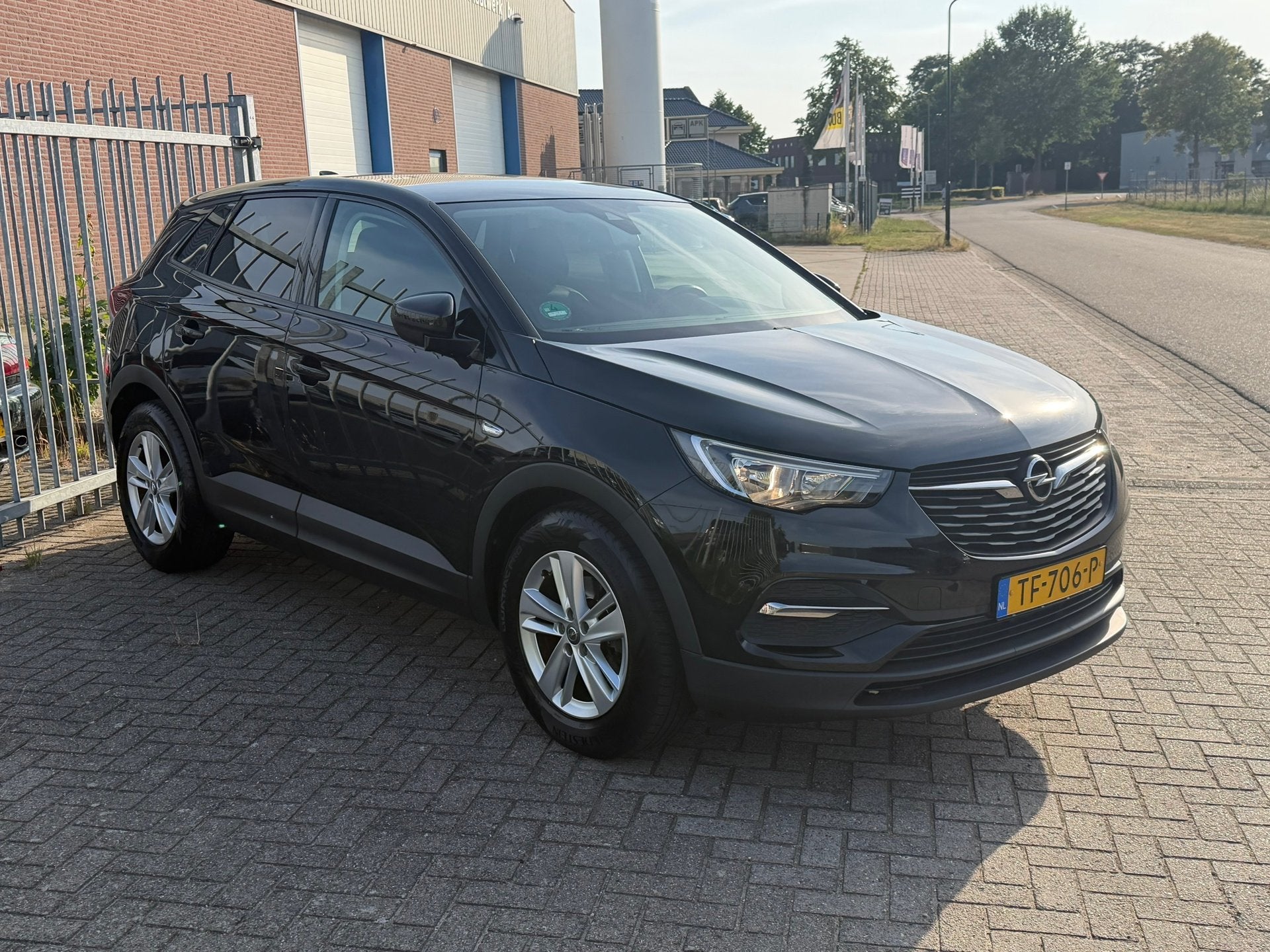 Opel Grandland X 1.2 Turbo Online Edition 131PK! NL AUTO NAP, Auto's, Voorwielaandrijving, Stof, Gebruikt, 1199 cc