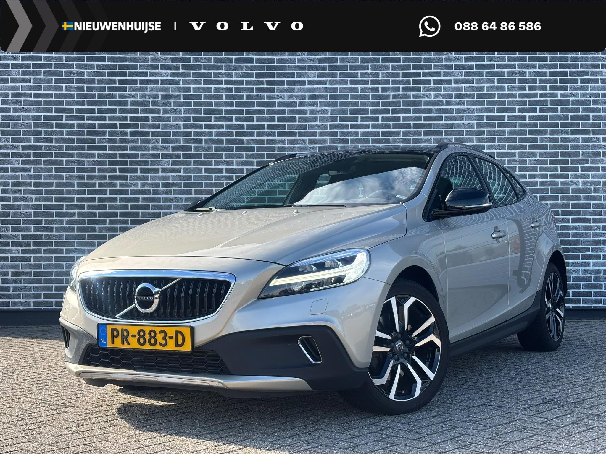 Volvo V40 Cross Country 1.5 T3 Nordic+ | Panoramadak | Achte