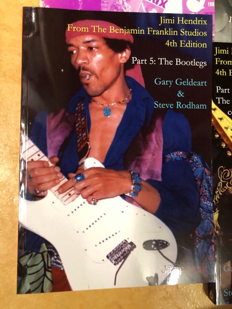 Jimi Hendrix naslagwerken Jimpress bootlegs video overviews, Boeken, Ophalen of Verzenden, Zo goed als nieuw, Artiest