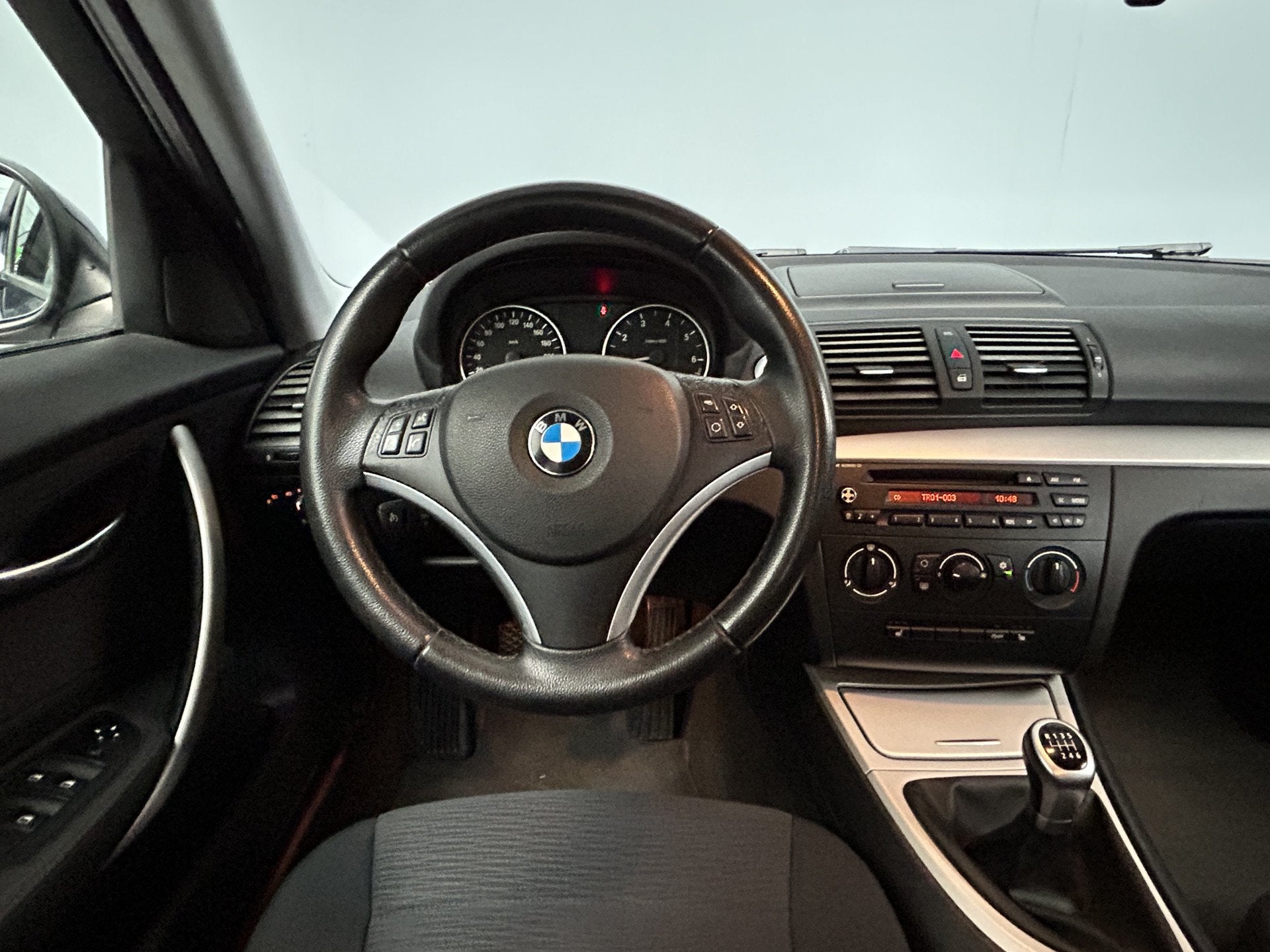 BMW 1-serie 116i High Executive Nwe Ketting|Cruise|Clima|You, Auto's, 1-Serie, Euro 5, Zwart, 4 cilinders