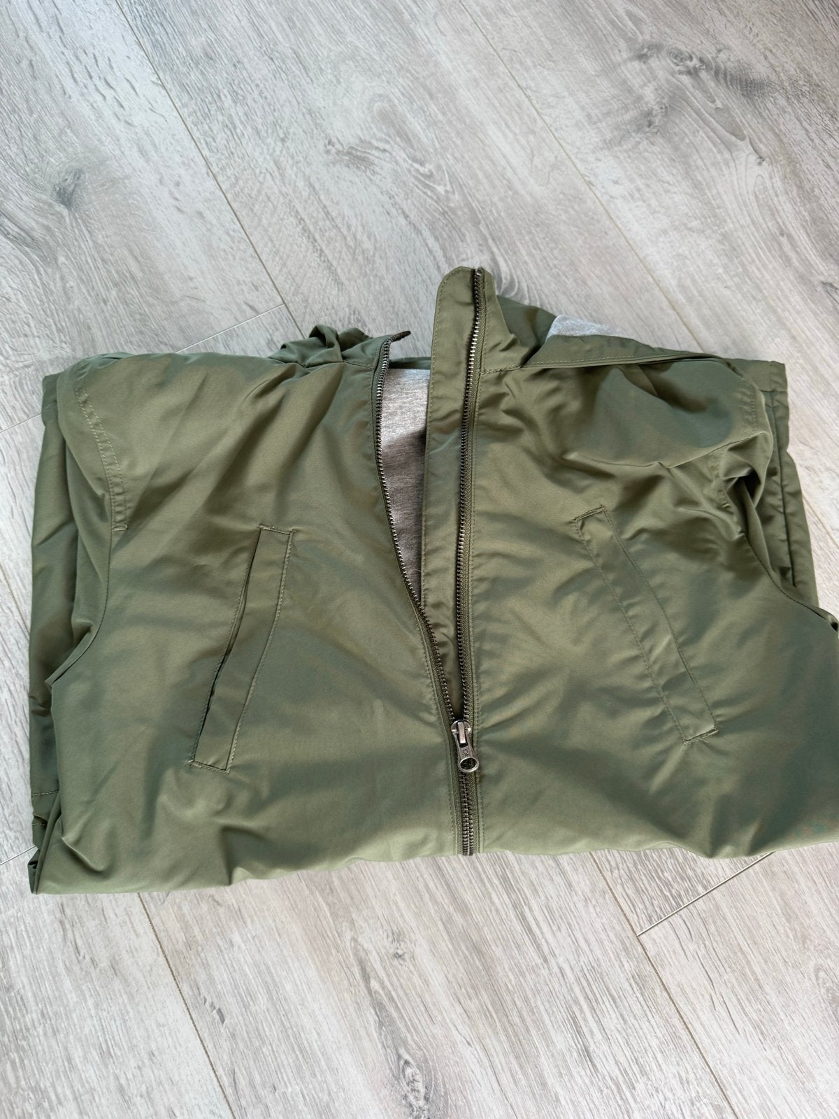 Benetton Groene Jas met Capuchon -kinderen mat, Ophalen of Verzenden, Gedragen, Maat 34 (XS) of kleiner, Groen