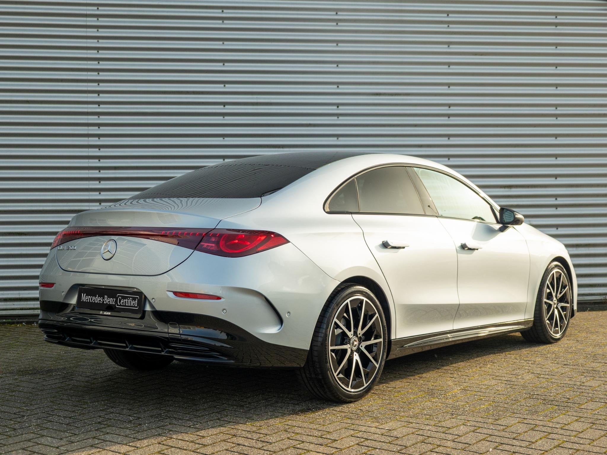 Mercedes-Benz CLA Limousine 200 Business Solution AMG, 1800 kg, 4 cilinders, 163 pk, Origineel Nederlands