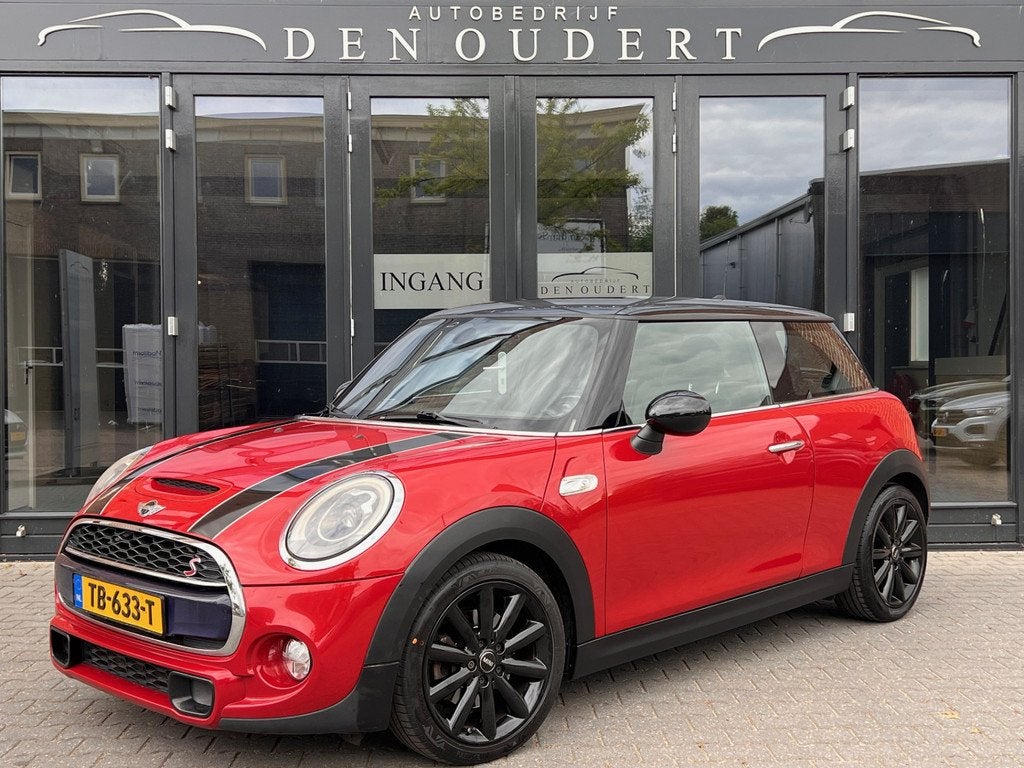 MINI Mini 2.0 Cooper S Chili AUT. HARMAN / NAVI / LED, Auto's, Mini, Bedrijf, Te koop, Cooper S, ABS, Airbags, Airconditioning