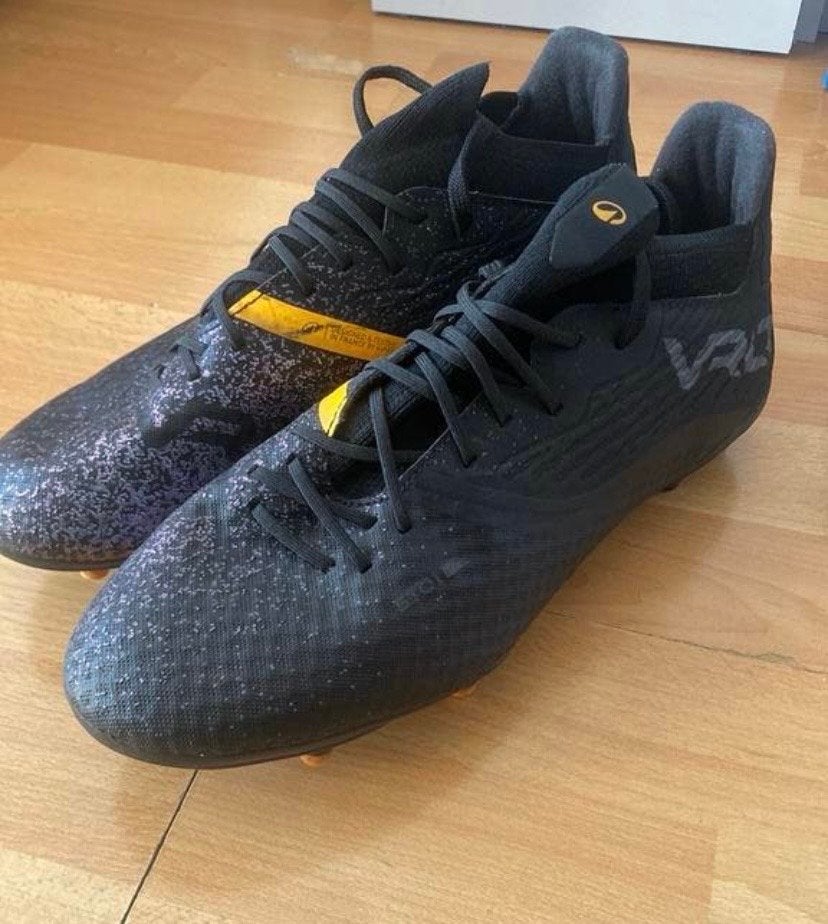 Kipsta voetbalschoenen - Zo goed als nieuw, Ophalen of Verzenden, Zo goed als nieuw, Schoenen