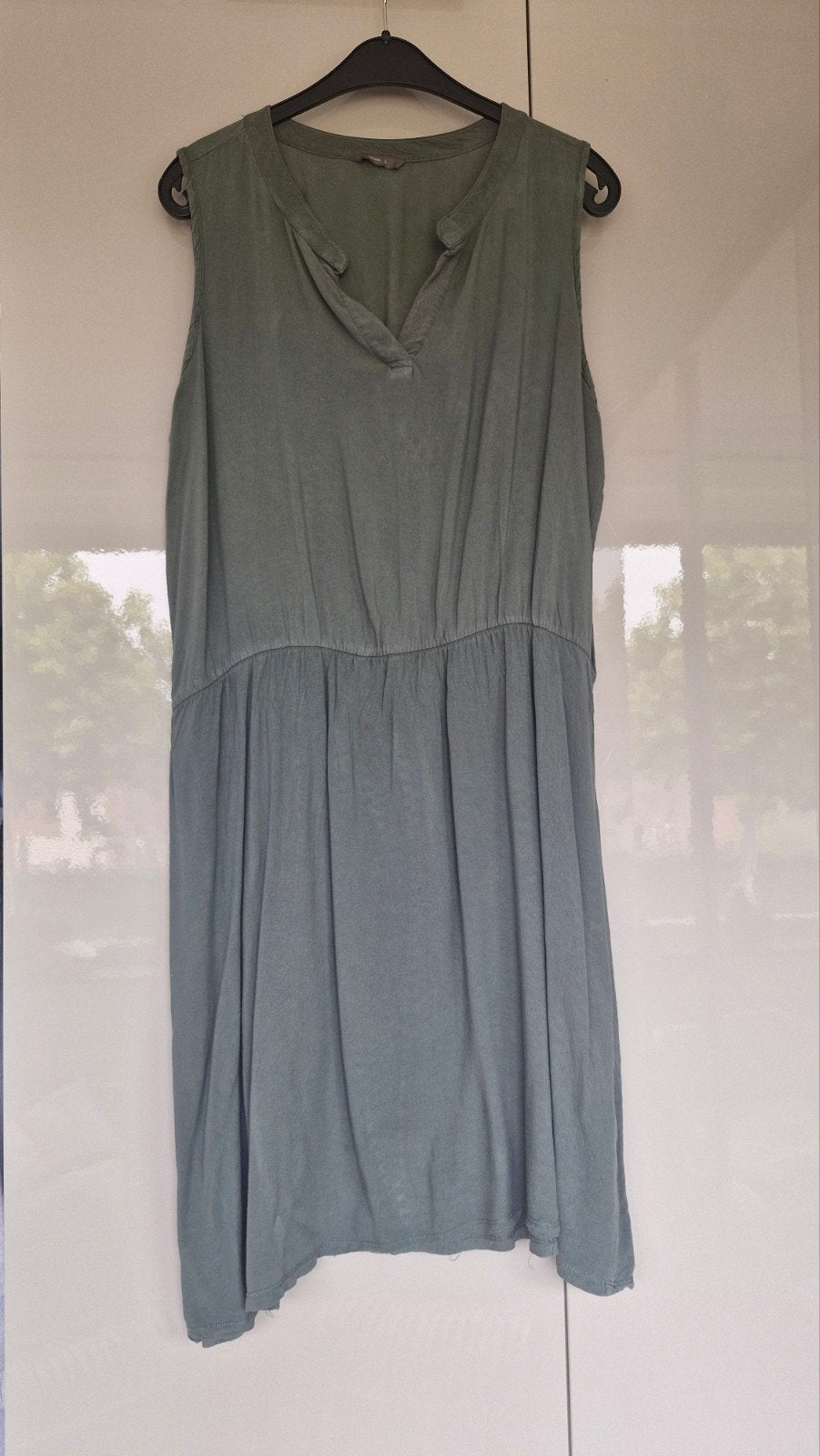 Hema groene mouwloze jurk maat L, Maat 42/44 (L), Ophalen of Verzenden, Knielengte, Gedragen