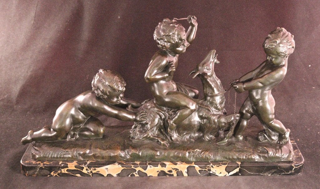 Antiek bronzen sculptuur met spelende putti, Ophalen of Verzenden