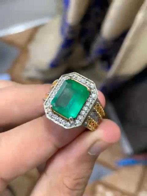 Zilveren ring met zeer mooie natuurlijke Smaragd, 20 of groter, Nieuw, Ophalen of Verzenden, Dame of Heer