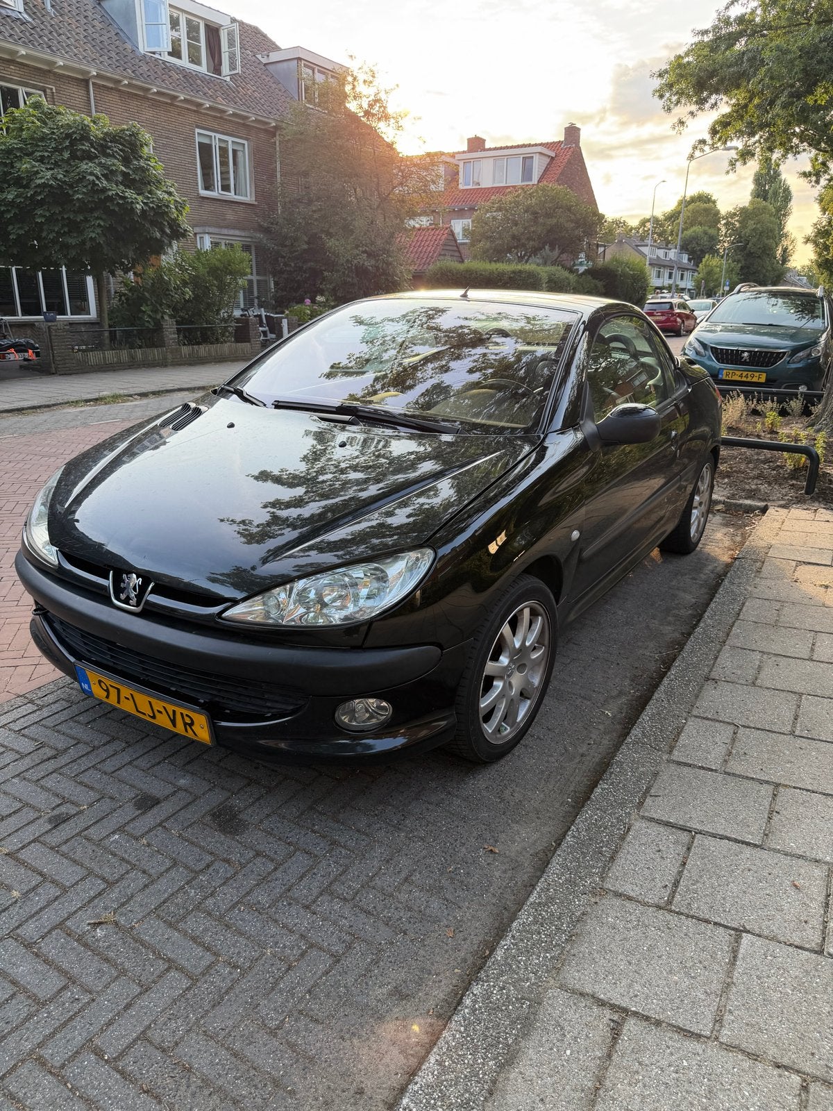 Peugeot 206 1.6 16V CC 2003 Zwart, Ophalen of Verzenden, Gebruikt