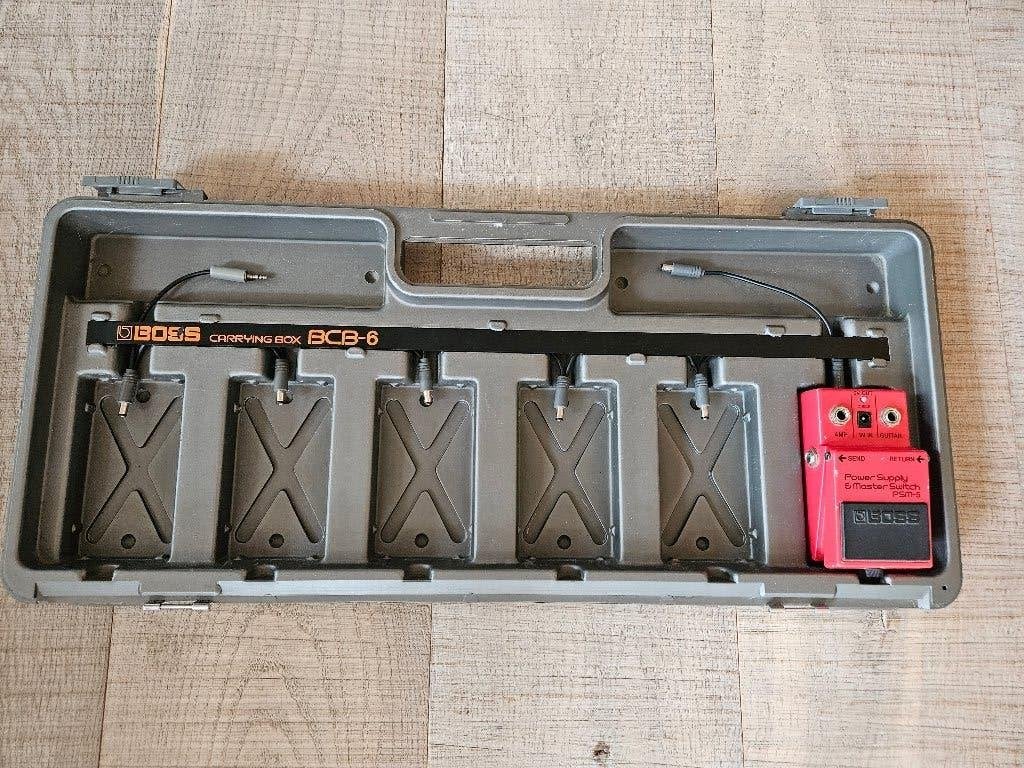 Boss BCB-6 Pedalboard met PSM-5 Power Supply, Muziek en Instrumenten, Ophalen, Gebruikt, Overige typen