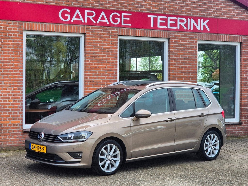 Volkswagen Golf Sportsvan 1.2 TSI Highline 110PK 5drs AUTOMA, Stof, Gebruikt, Euro 6, 4 cilinders