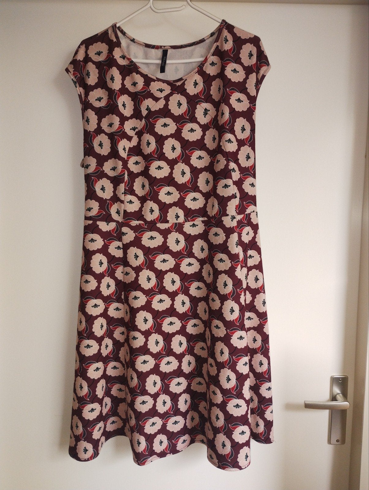 Mooie paprika jurk XL, Kleding | Dames, Zwart, Maat 46/48 (XL) of groter, Ophalen of Verzenden, Zo goed als nieuw