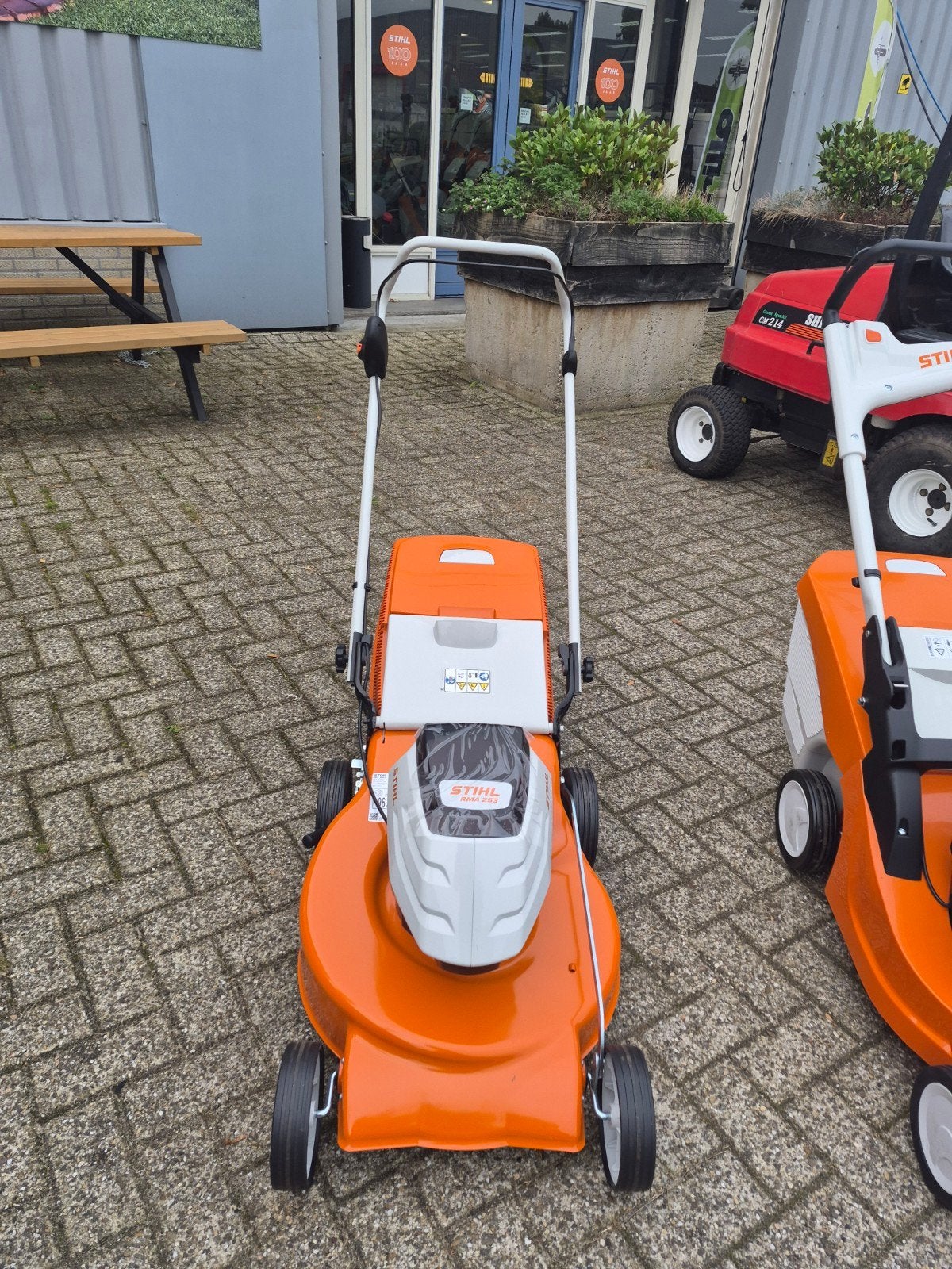stihl rma 253, Ophalen, Cirkelmaaier, Stihl, Accu-grasmaaier
