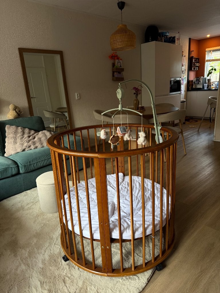 Buxibo ronde box met wieltjes, Ophalen, Zo goed als nieuw, Rond, In hoogte verstelbaar