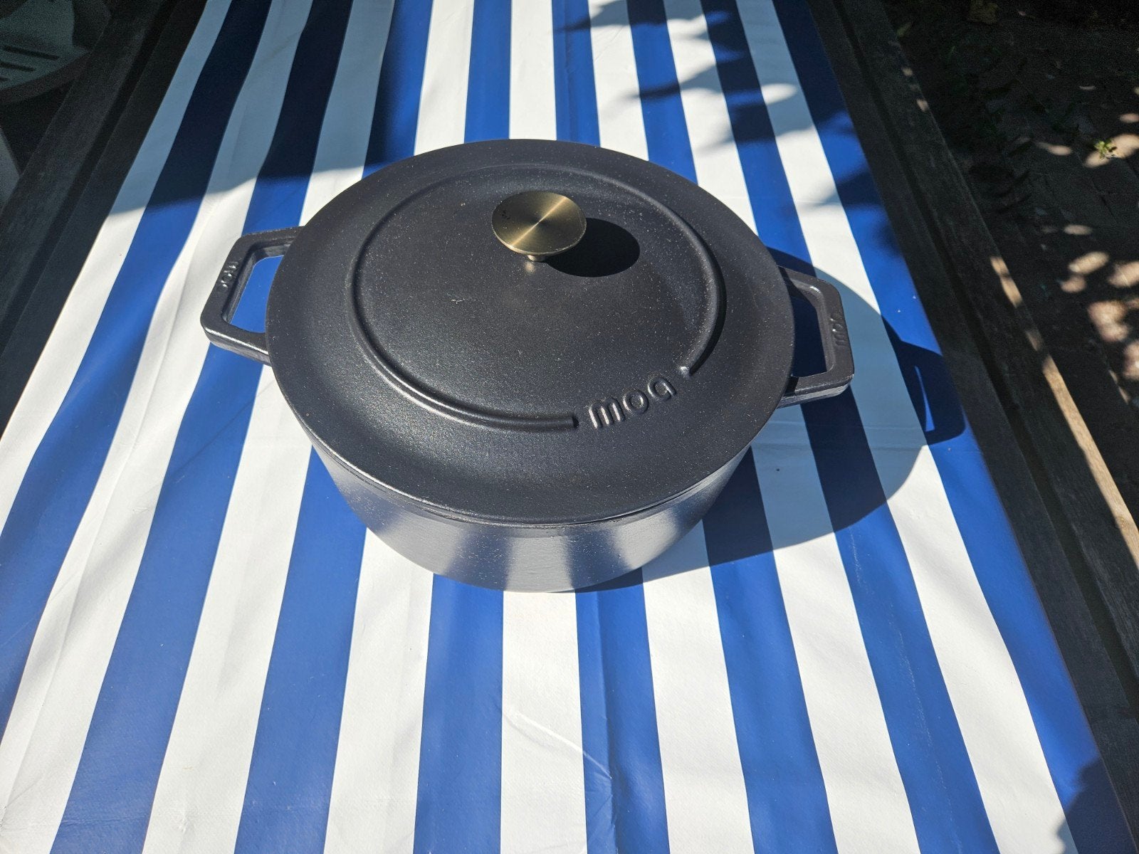 MOA Gietijzeren Braadpan / Dutch Oven, Ophalen of Verzenden, Zo goed als nieuw, Met deksel, Overige merken