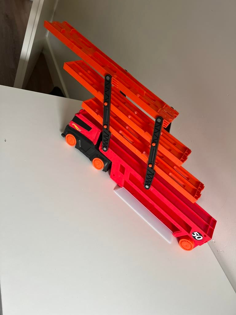 Hotwheels oplegger, Ophalen, Zo goed als nieuw, Handmatig, Hot Wheels