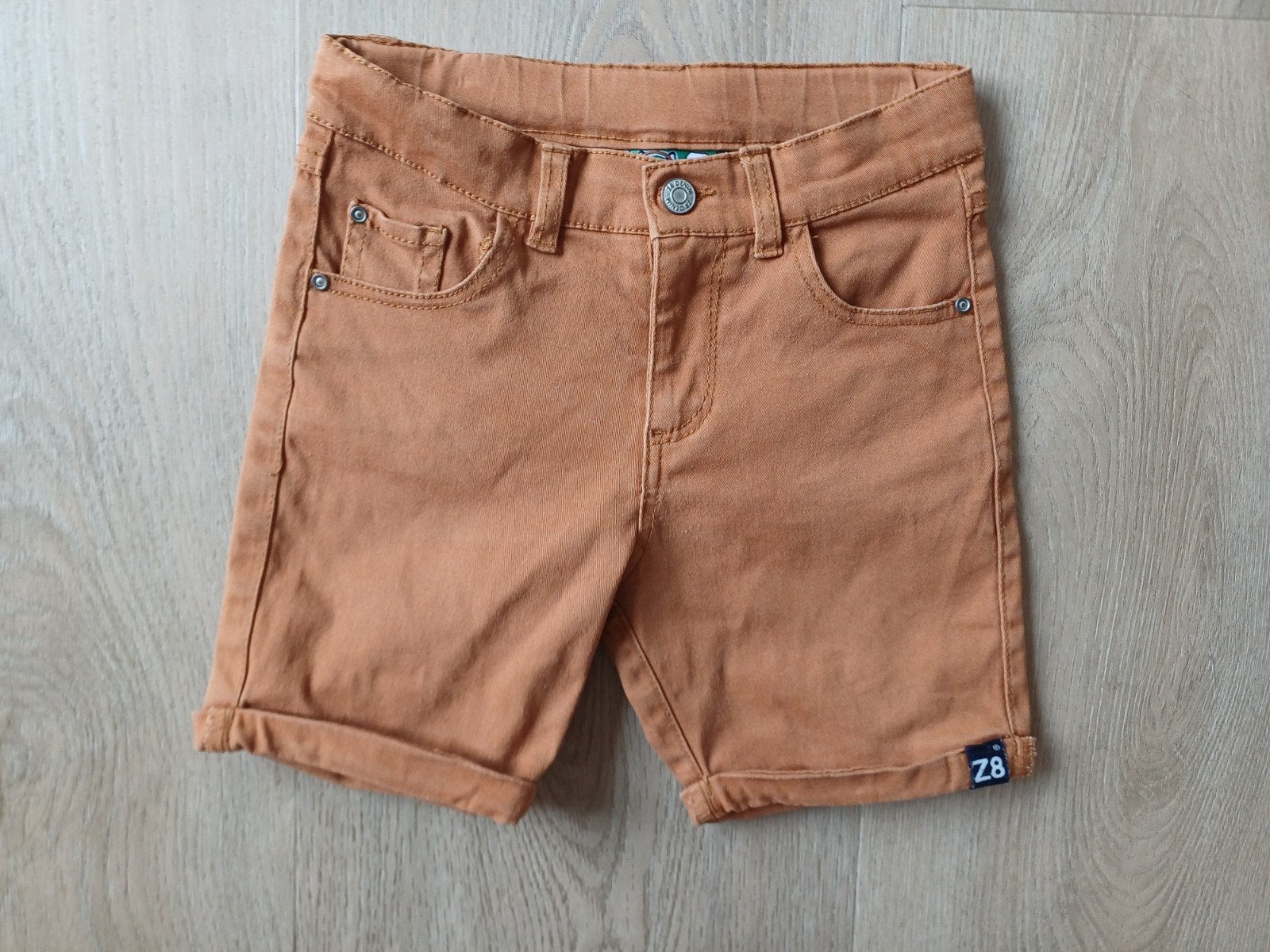 Z8 korte broek maat 116 in nette staat, Broek, Z8, Ophalen of Verzenden, Zo goed als nieuw