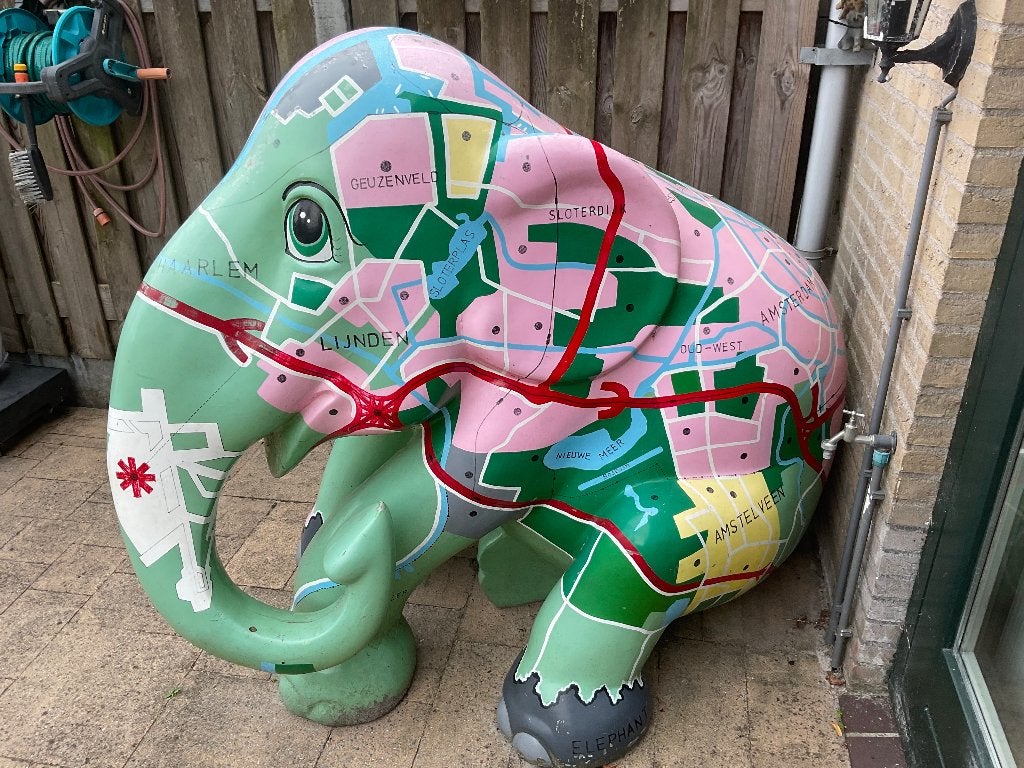 Elephant parade olifant tuinbeeld, Tuin en Terras, Ophalen, Gebruikt, Kunststof