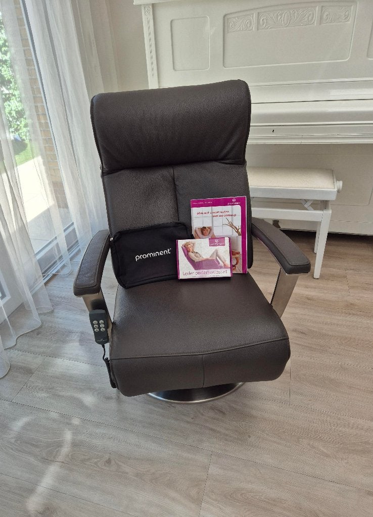 Prominent - Sta op Stoel - Relax Fauteuil - draaibaar - Leer, Ophalen, Zo goed als nieuw, 50 tot 75 cm, Leer