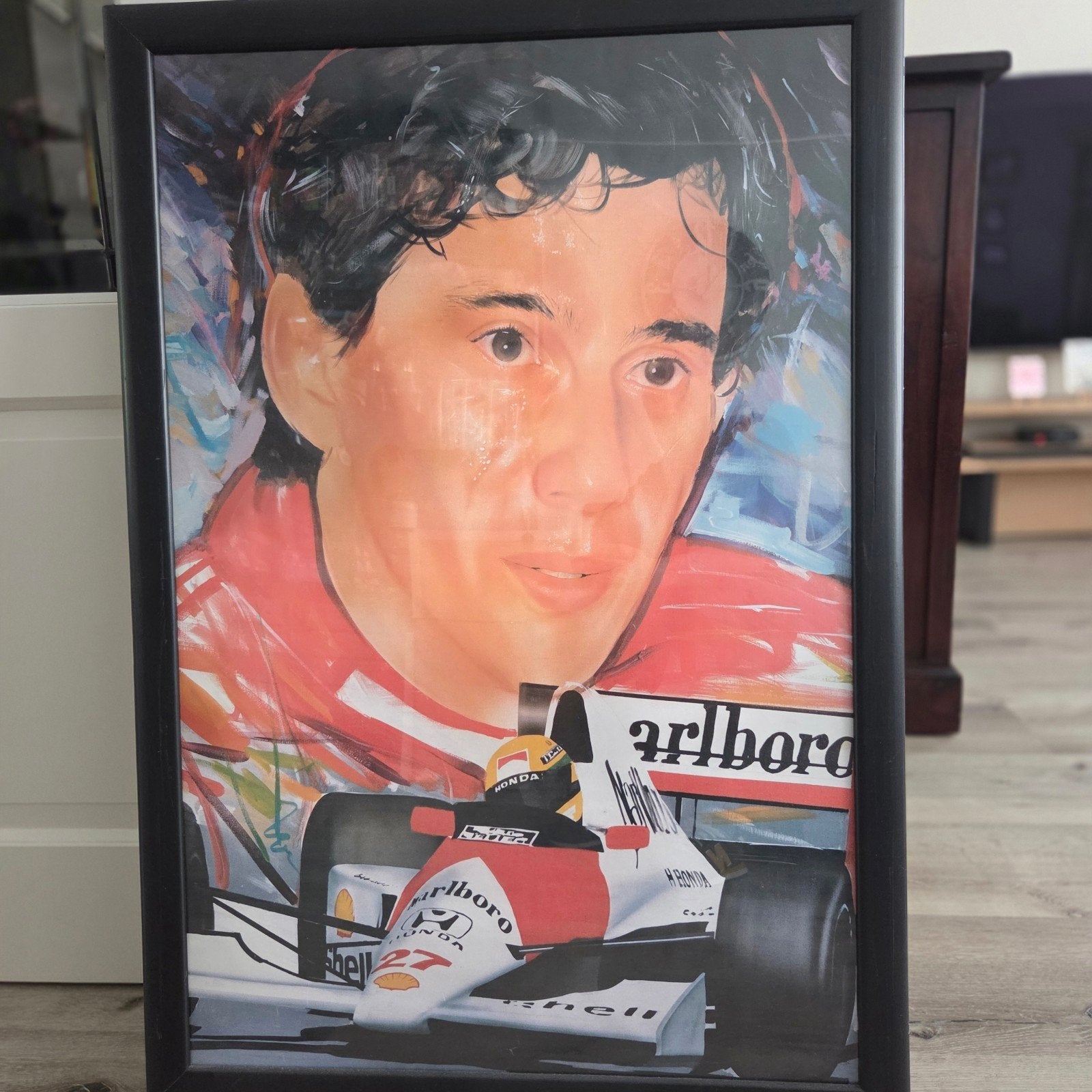 Ayrton Senna ingelijste kunstwerken, Ophalen