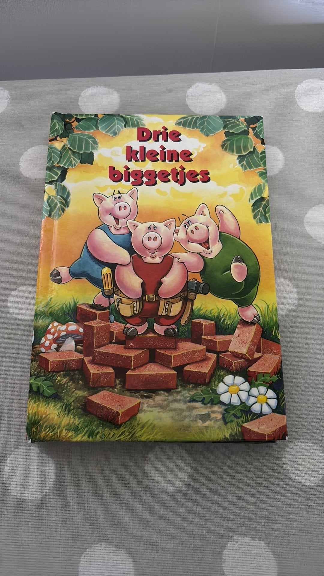 Drie kleine biggetjes – hardcover kinderboek, Boeken, Ophalen of Verzenden, Zo goed als nieuw
