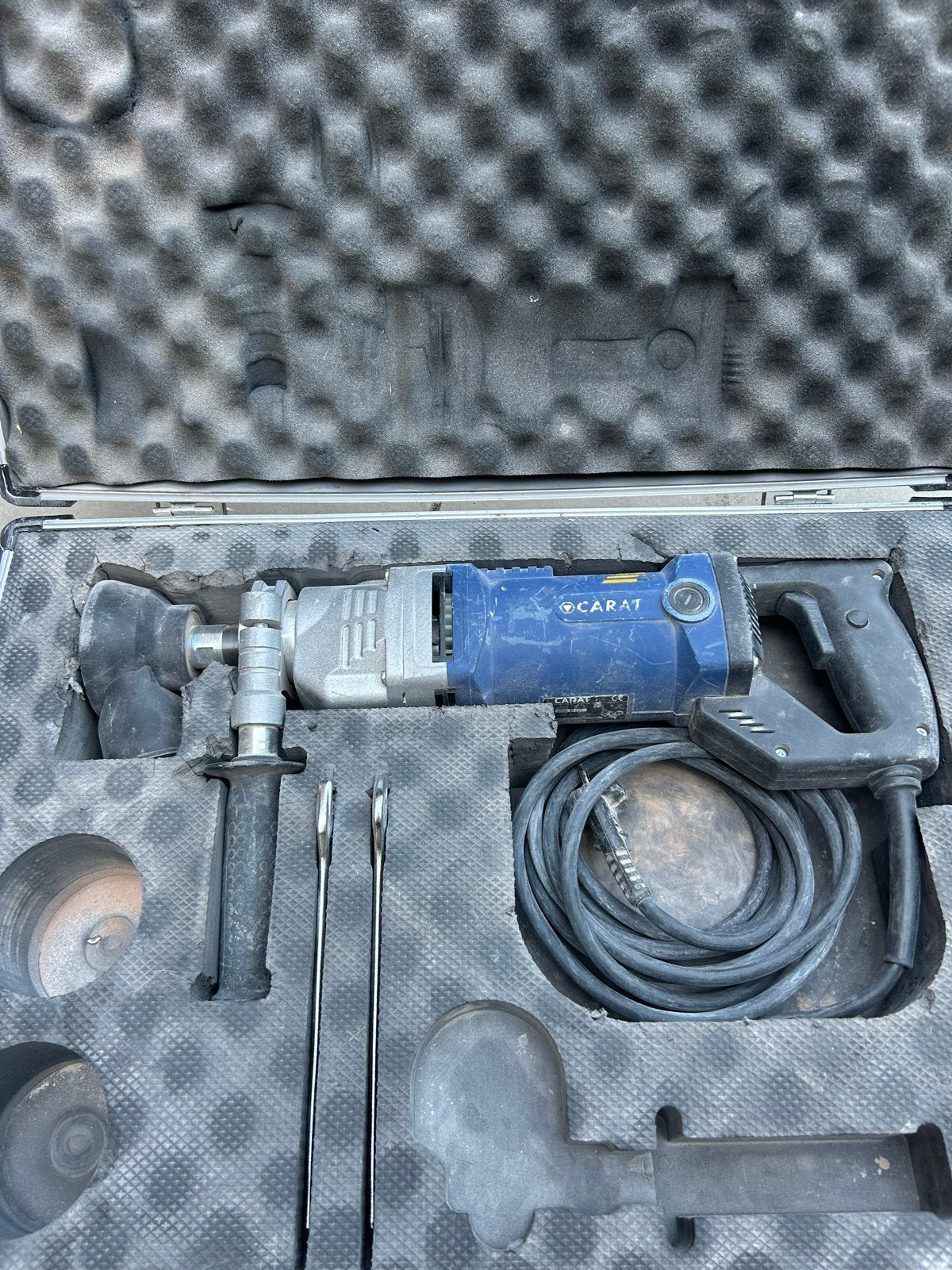 Goedwerkende dozenboor Carat A-1810, Ophalen, Gebruikt, 600 watt of meer, Boormachine