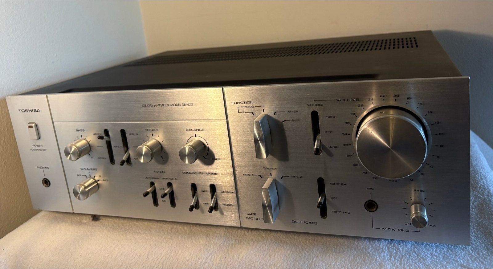 Vintage Toshiba SB-420 geïntrigeerde versterker in topstaat, Overige merken, Overige systemen, Ophalen of Verzenden, Zo goed als nieuw