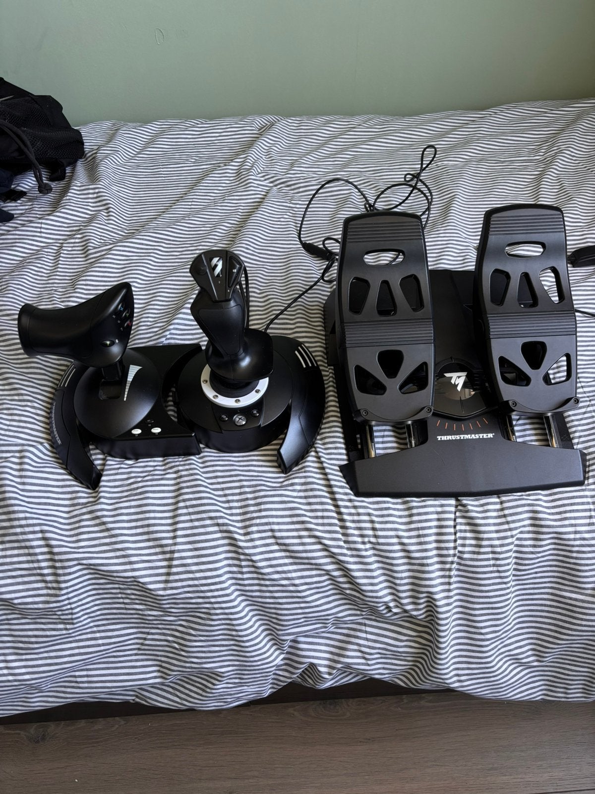 T-flight hotas one voor xbox en pc incl. rudder pedals, Ophalen, Zo goed als nieuw