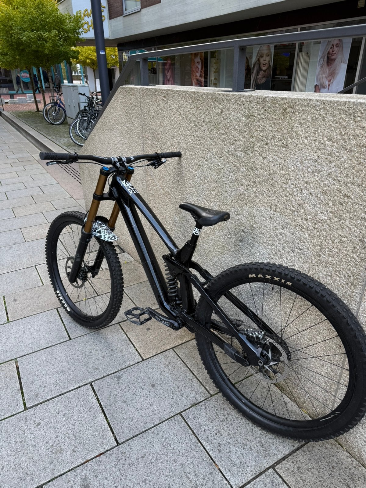 CUBE TWO15 HPC SLT 2025 FULL CARBON 29” DOWNHILL/FREERIDE!, Fietsen en Brommers, Overige merken, Fully, Ophalen of Verzenden, Zo goed als nieuw