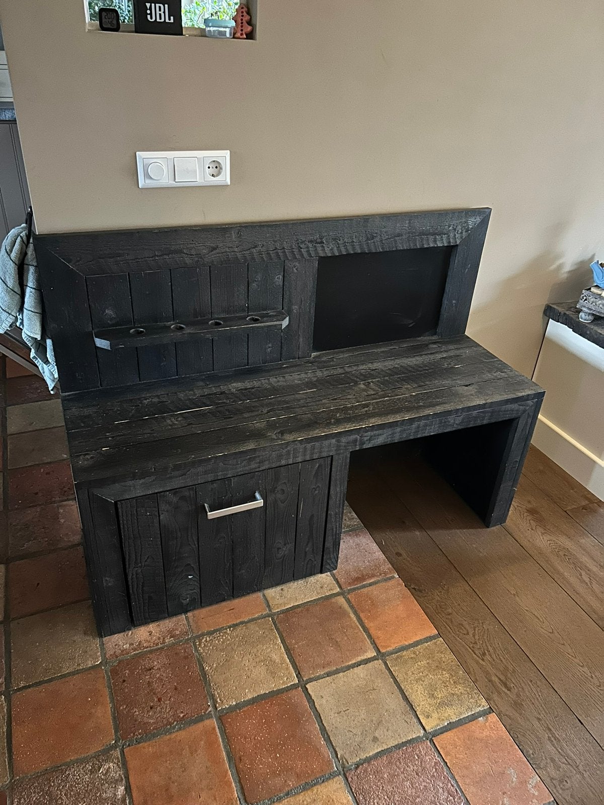 Speeltafel met krijtbord, Ophalen, Zo goed als nieuw