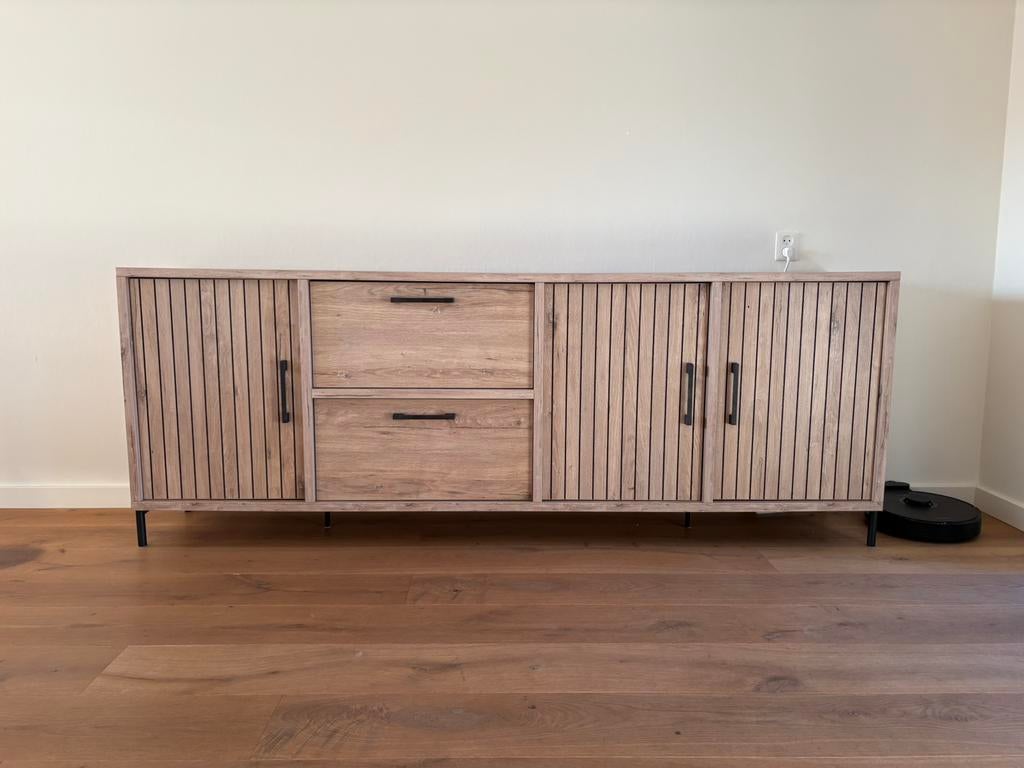 Dressoir Kast Mena 86x233x49 cm, Huis en Inrichting, Kasten | Dressoirs, Ophalen, Met deur(en), Zo goed als nieuw, 200 cm of meer