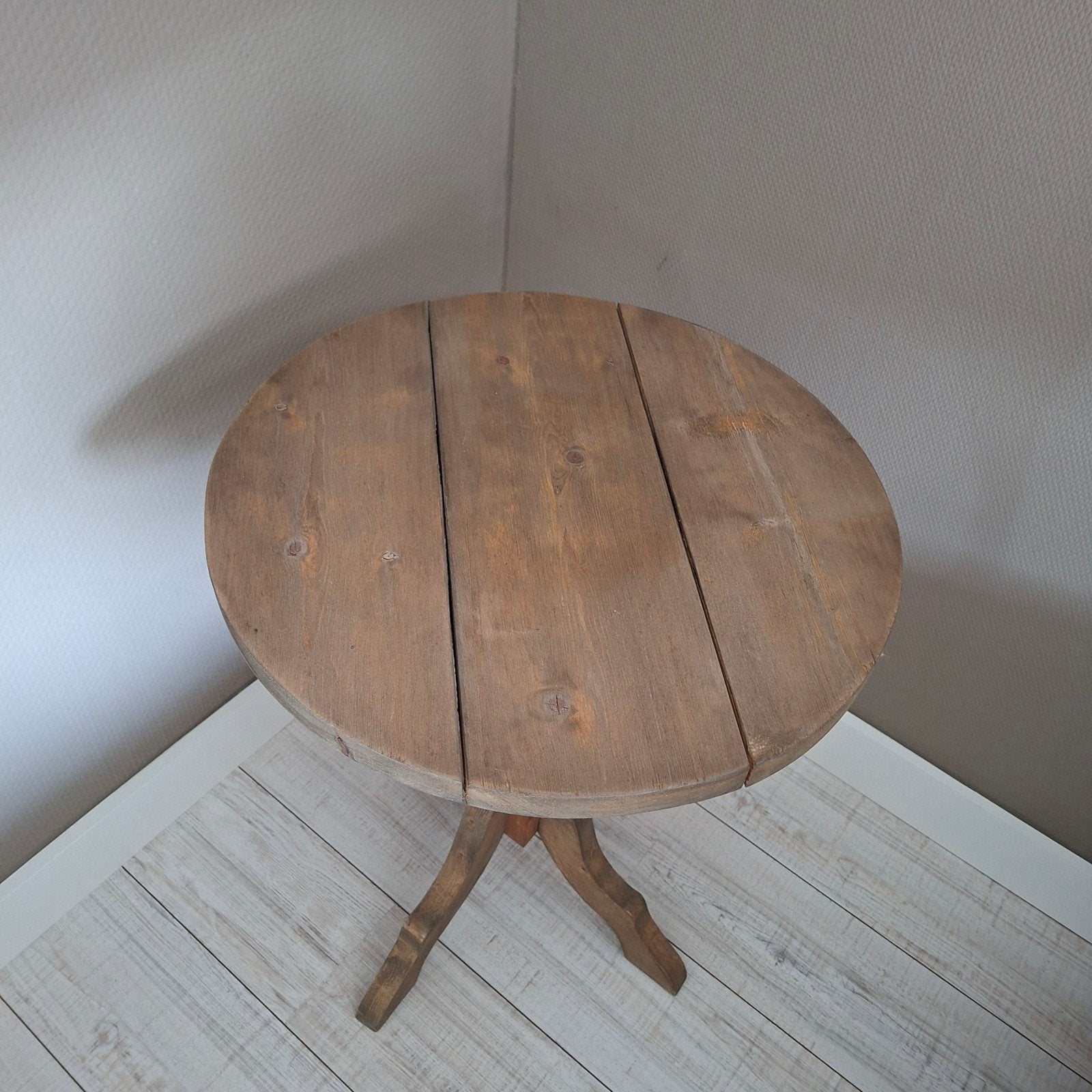 Houten Wijntafel - 60 cm breed, 70 cm hoog, Ophalen, Gebruikt, Rond, 55 tot 75 cm