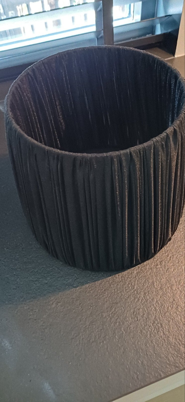 Zwarte plissé lampenkap - 20cm hoog, 20/25cm diameter, Ophalen of Verzenden, Gebruikt, Zwart, Textiel