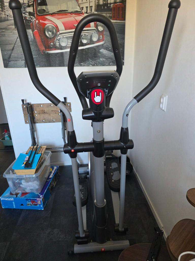 Mooie Nordic walker van HealthSports te koop, Sport en Fitness, Ophalen, Zo goed als nieuw, Crosstrainer