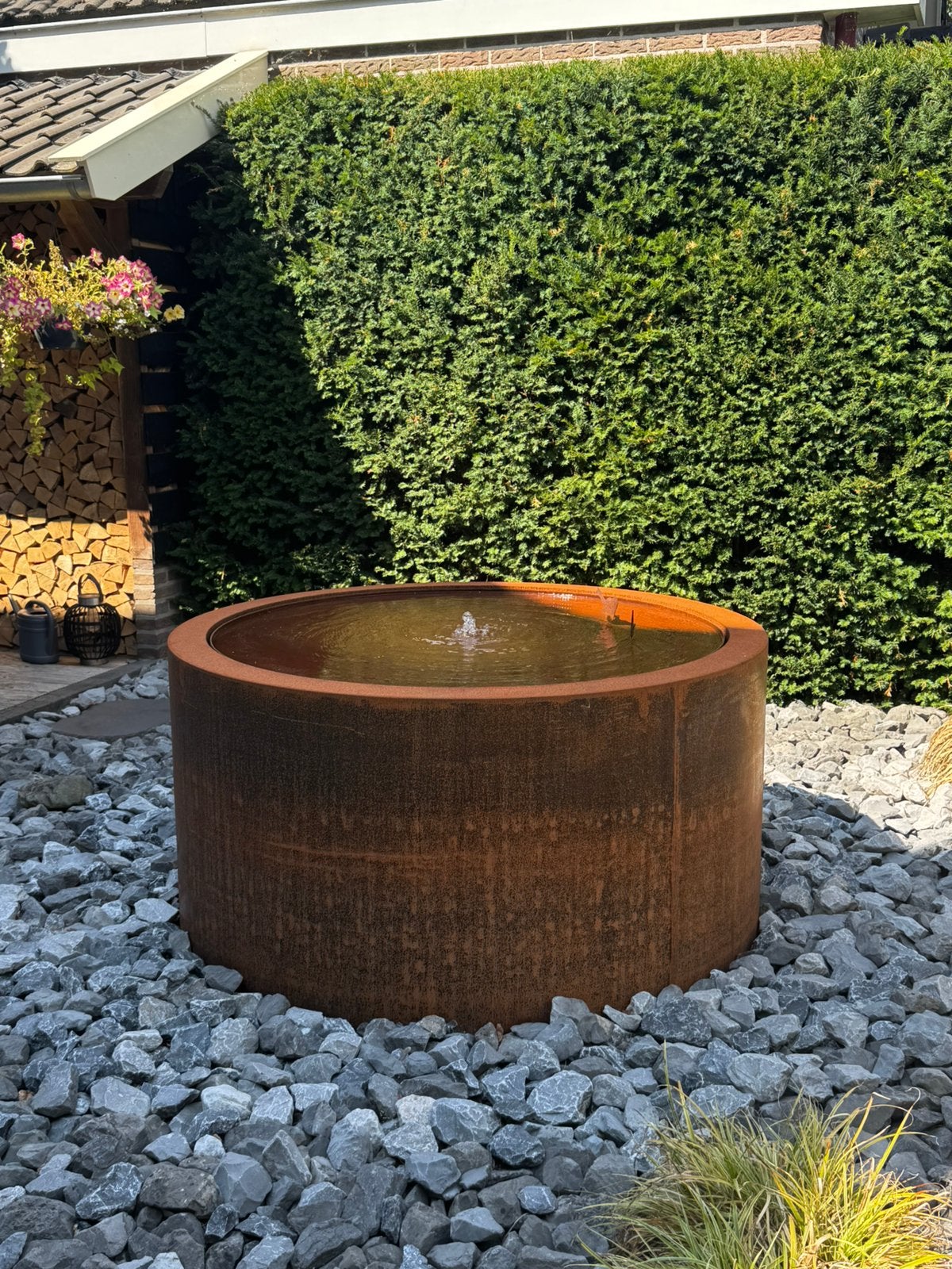 Cortenstaal watertafel rond Ø 145 cm, Tuin en Terras, Waterpartijen en Fonteinen, Ophalen, Zo goed als nieuw, Overige materialen