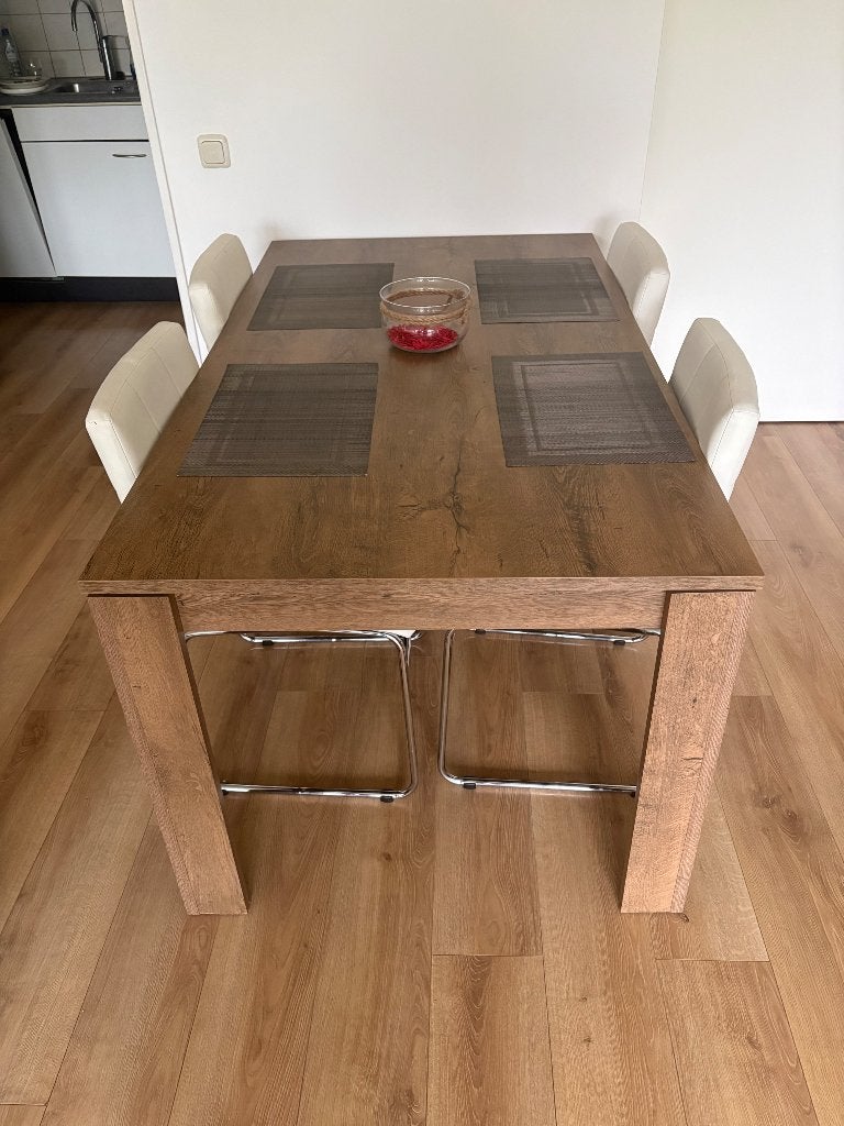 Eettafel plus 4 stoelen, Ophalen, Gebruikt, 200 cm of meer, 50 tot 100 cm
