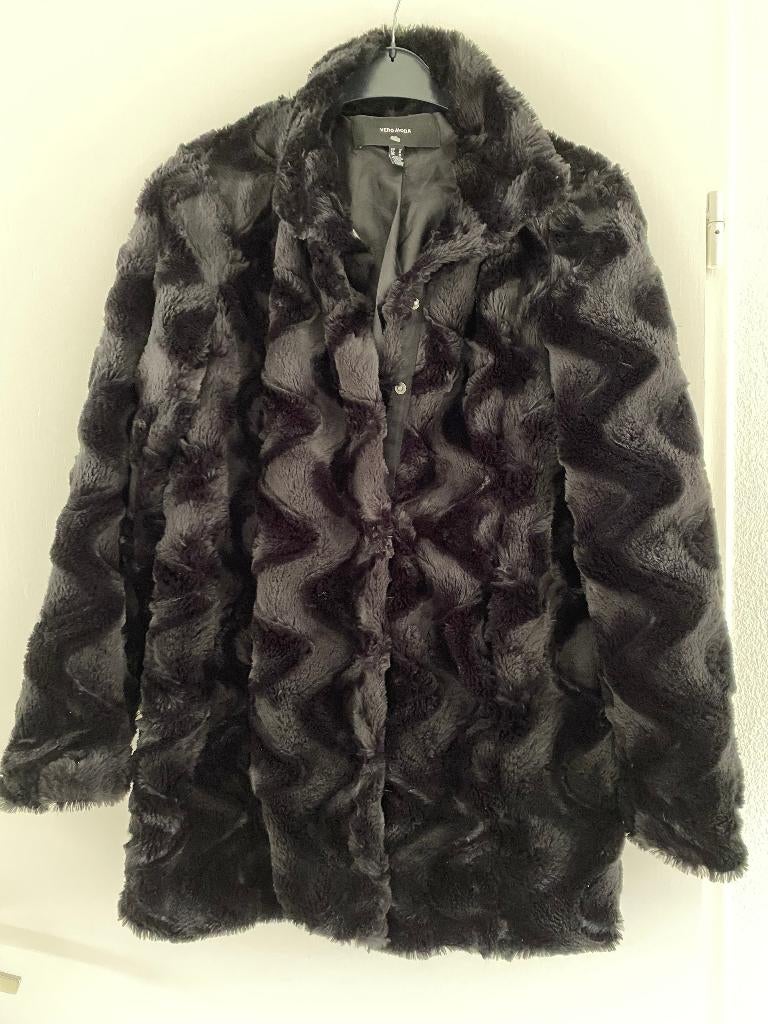 Z g a nieuw Fake fur Vero Moda zwart jasje - maat M, Maat 38/40 (M), Vero Moda, Zwart, Ophalen of Verzenden