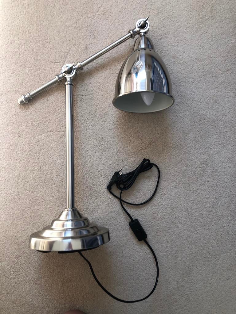 Ikea -Verstelbare bureaulamp/tafellamp, chroom, Ophalen of Verzenden, Zo goed als nieuw, Metaal